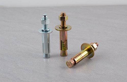 Casing type anchor bolt