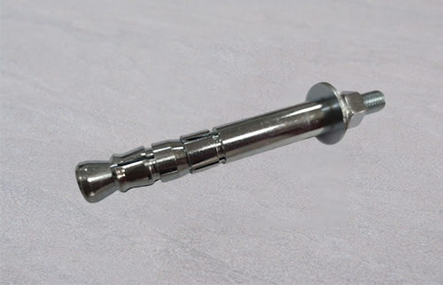 Expanding cutting integrated mechanical anchor bolt