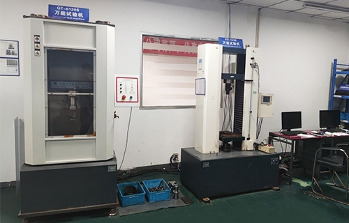 Universal testing machine